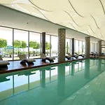 On'live Hotel 5*