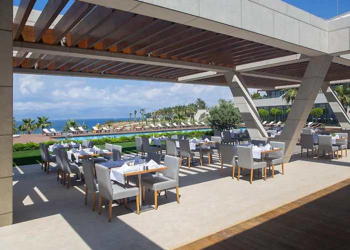 Hotel On'live Çeşme