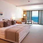 Hotel On'live Cesme