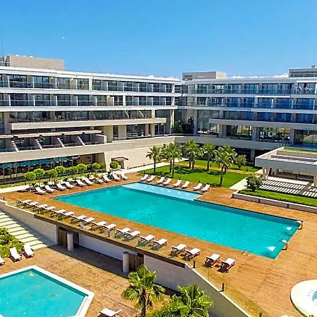 Hotel On'live Çeşme