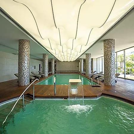 Hotel On'live 5*